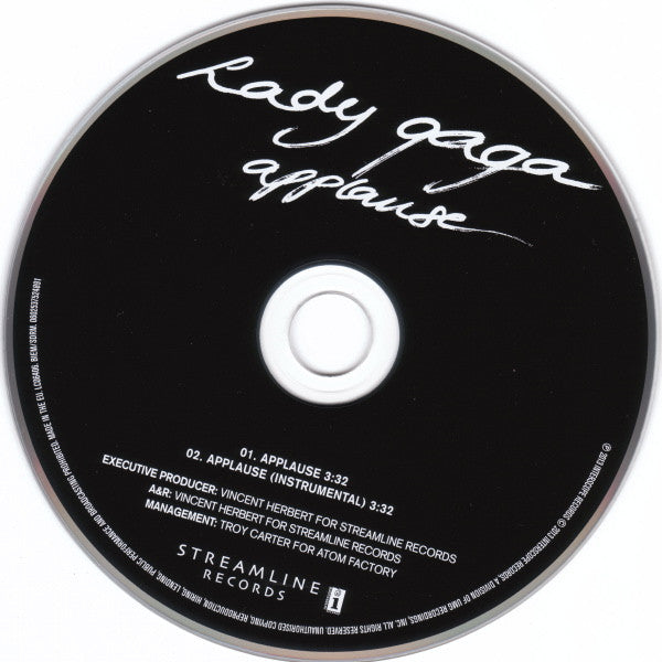 Lady Gaga – Applause