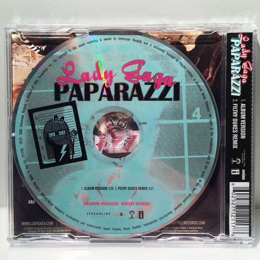 Lady Gaga – Paparazzi